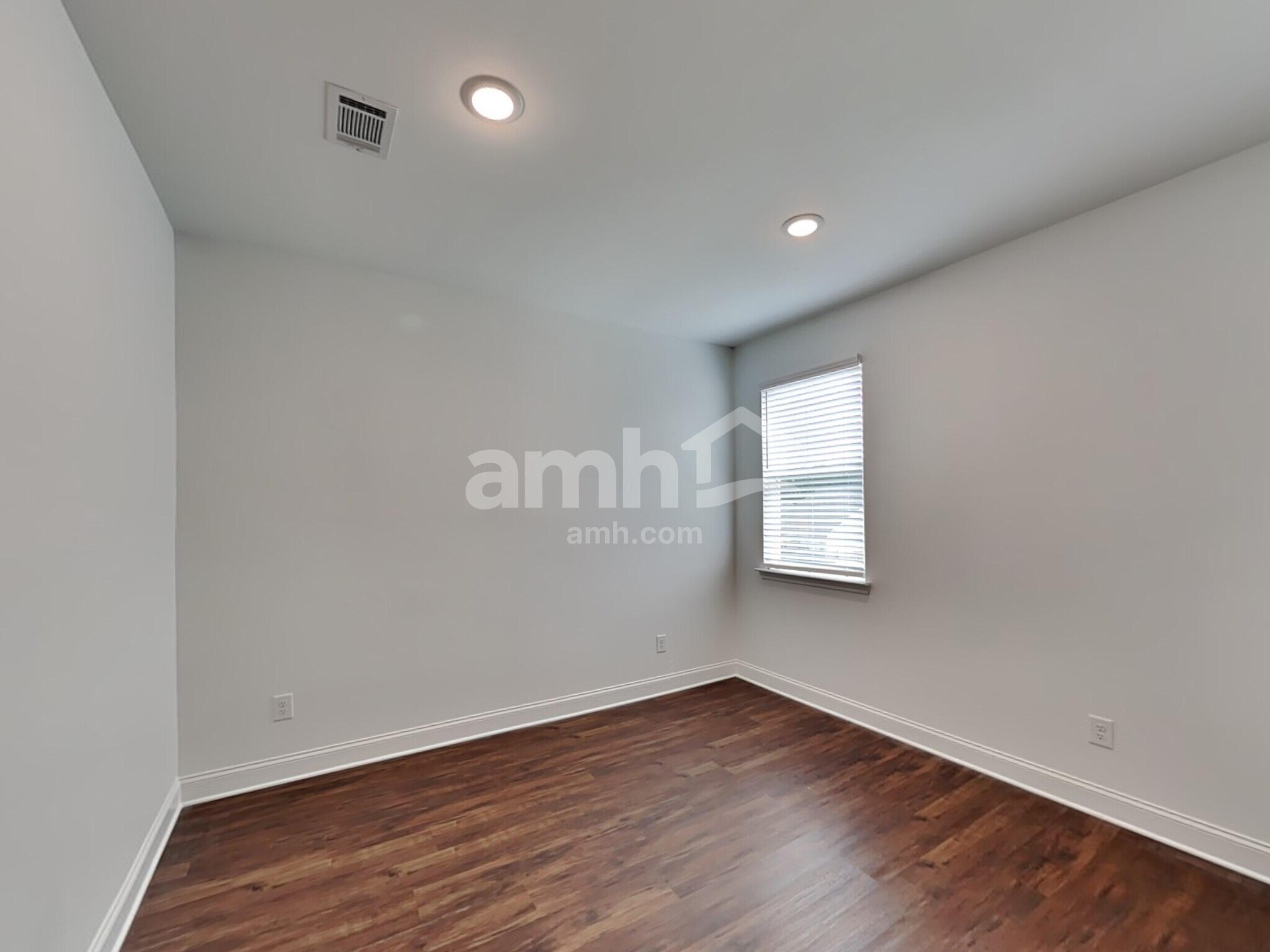 Building Photo - 4886 Pebble Bridge Wy