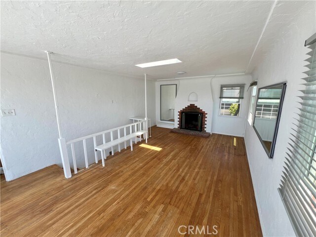 Building Photo - 3217 Alma Ave
