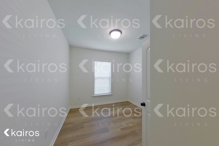 Building Photo - 104 Teddy Ln