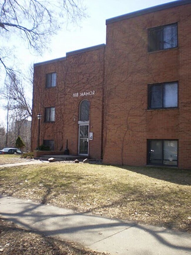 Building Photo - 818-8TH