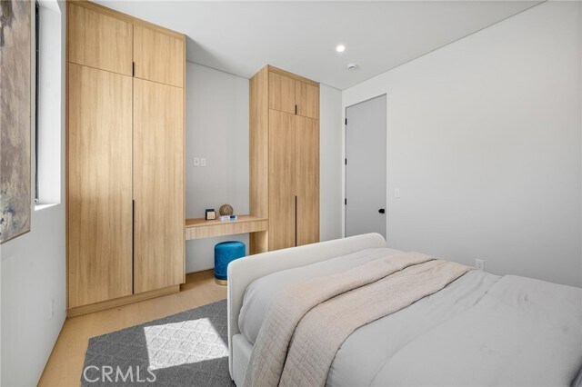 Building Photo - 16728 Morrison St