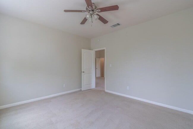 Building Photo - 18601 Derby Hill Ln