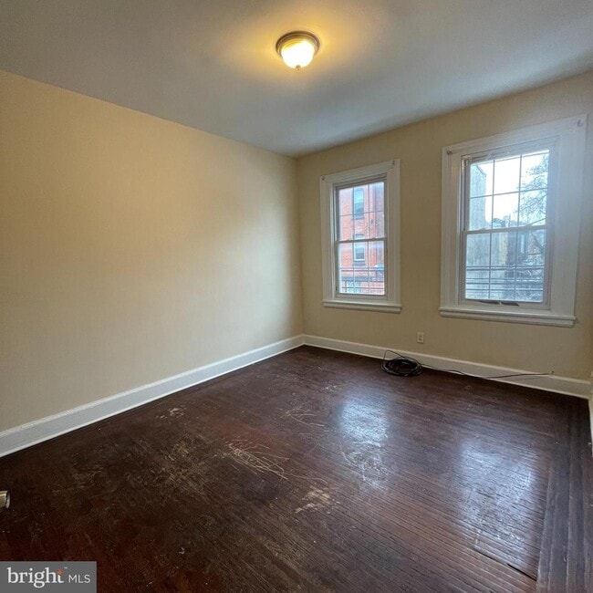 Building Photo - 2214 W Berks St