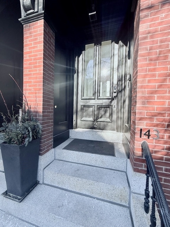 Building Photo - 143 Warren Ave