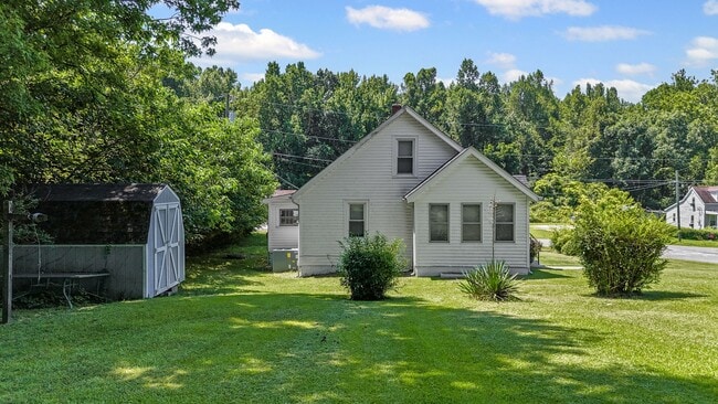 Building Photo - Updated 4-Bedroom Home in Blackstone!