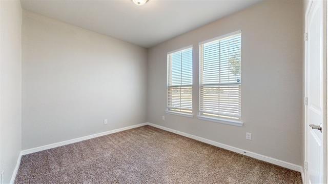 Building Photo - 1000 Meadow Scape Dr