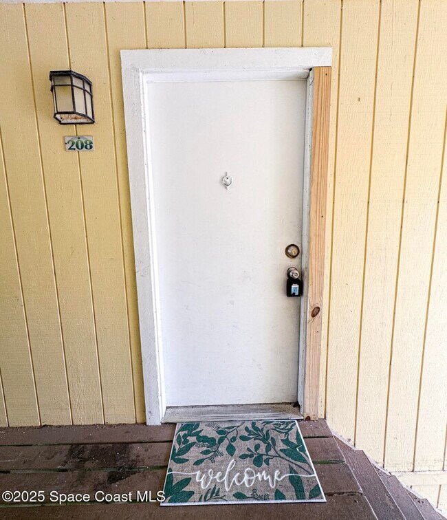 Building Photo - 2130 Forest Knoll Dr NE