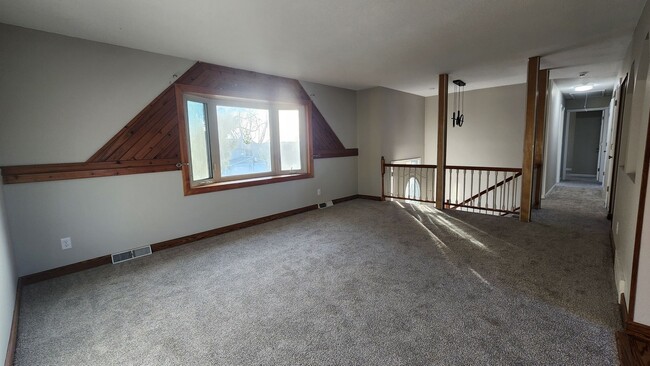 Building Photo - Gem of a Home - Don't miss your opportunity on this fantastic home!