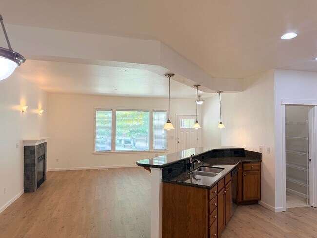 Building Photo - 3047 Ridge View Pl