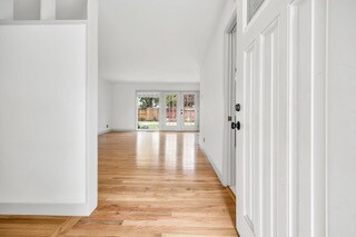 Building Photo - 227 Nottingham Dr
