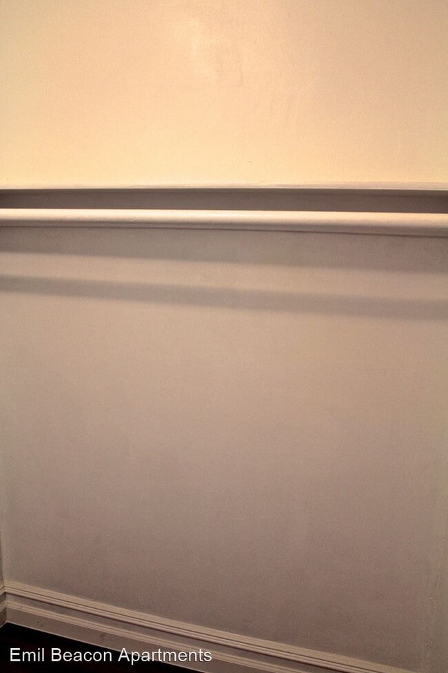 Building Photo - 945 Beacon Ave