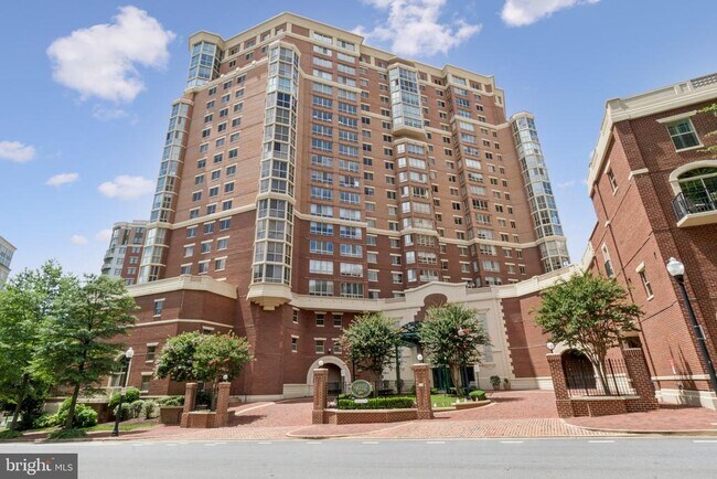 Building Photo - 2181 Jamieson Ave