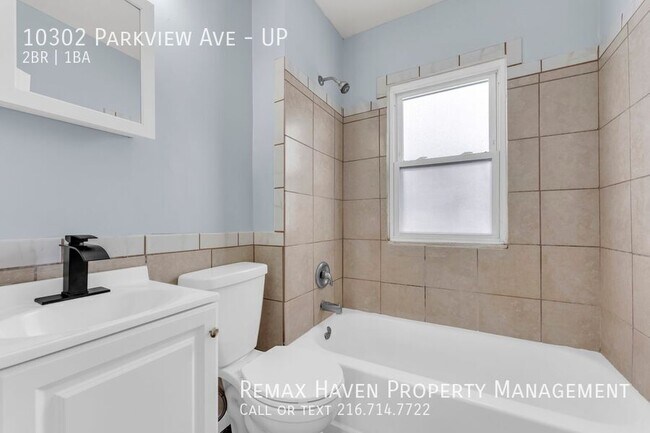 Building Photo - 10302 Parkview Ave