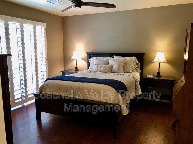 Building Photo - 233 Villorrio Dr E