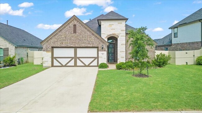 Building Photo - 814 Thomas Ridge Ln