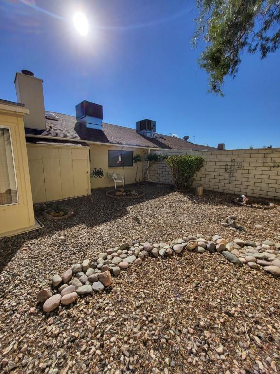 Building Photo - 4043 Canyon Hills Rd