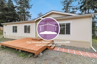 Building Photo - 3 Bed 2 Bath - A/C - Dog per Approval - NA...