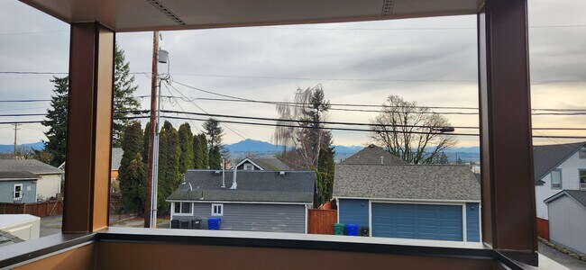 Building Photo - 3213150