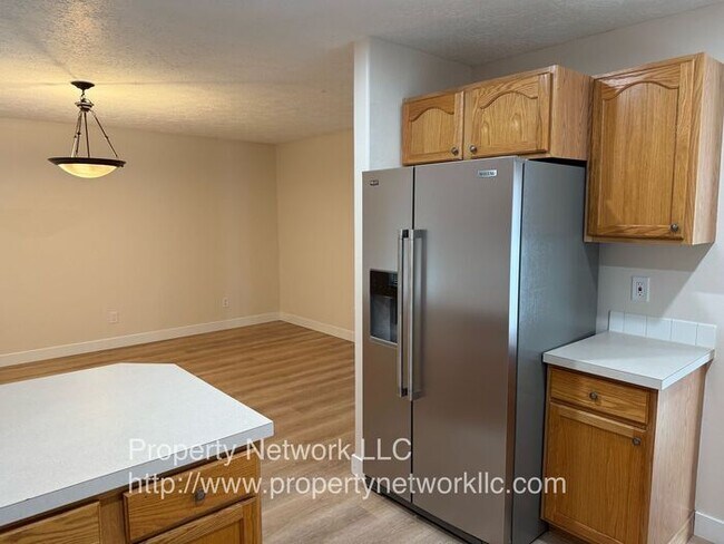 Building Photo - Wonderful Gresham 3 Bedroom Home