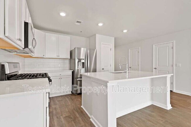 Building Photo - 124 Orchid Bloom Cir