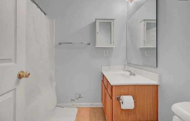 Building Photo - 5225 Copley Cir
