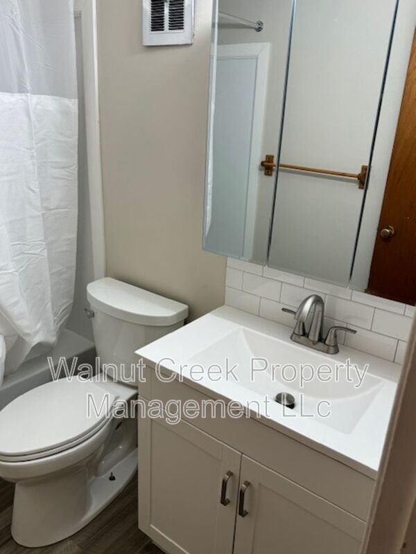 Building Photo - 5520 Beavercrest Dr
