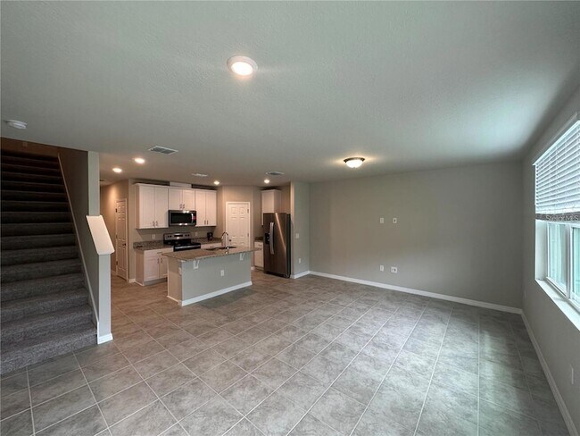 Building Photo - 430 Legacy Lp