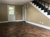 Building Photo - 208 Ave A