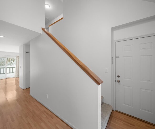 Building Photo - 905 Wildt St