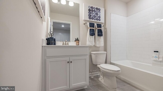 Building Photo - 35 Nelsons Wy