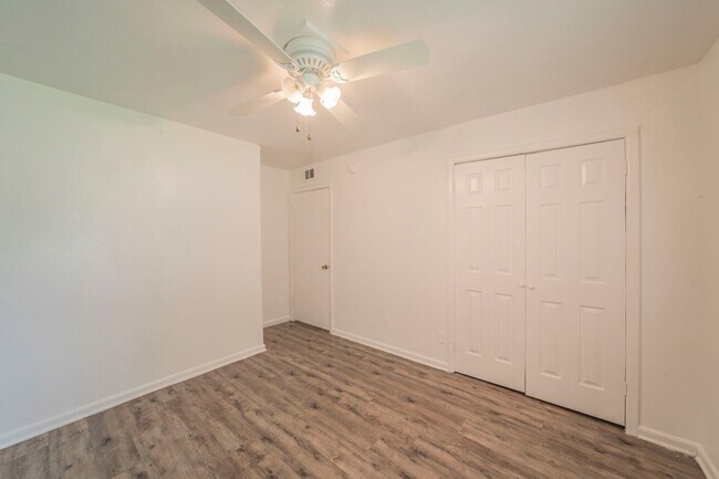 Building Photo - New Renovated Home in Fort Worth Coming Soon!