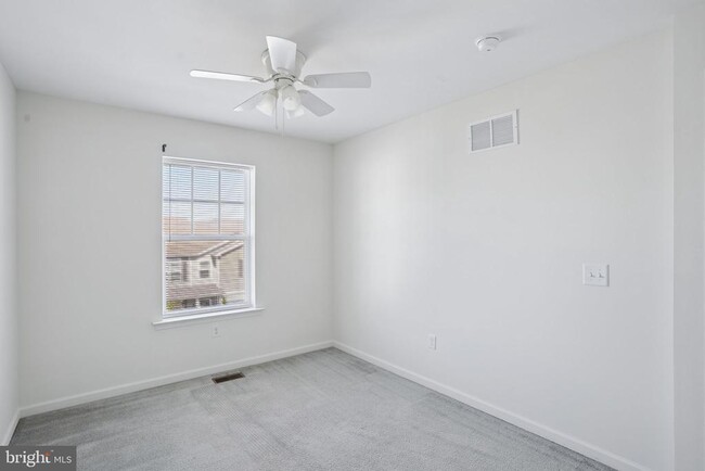Building Photo - 151 Tidbury Crossing