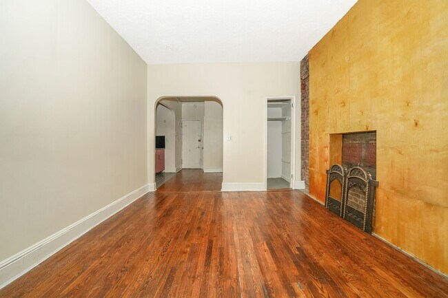 Building Photo - 363 3rd Ave