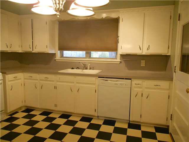 Building Photo - 1730 W Boyd St