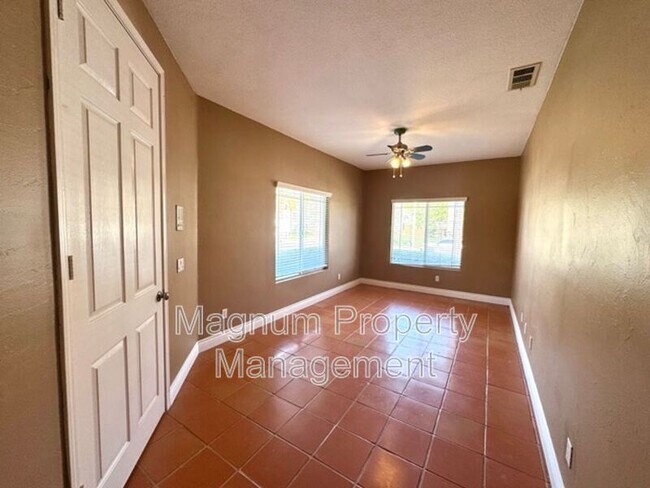 Building Photo - 33021 Adelante St