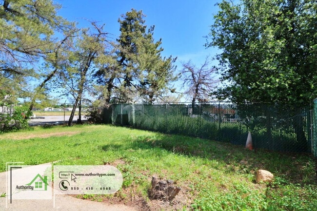 Building Photo - 8759 Airport Rd