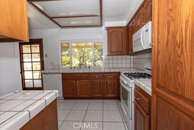 Building Photo - 21659 Spice Ct