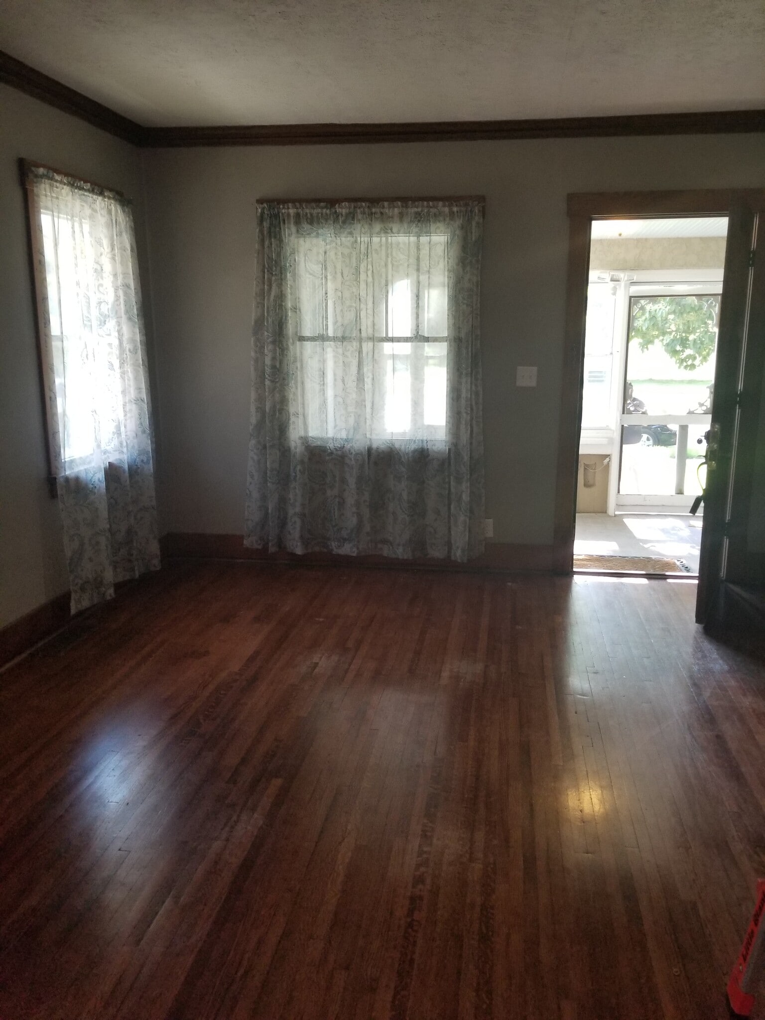 Building Photo - 343 N 35th St