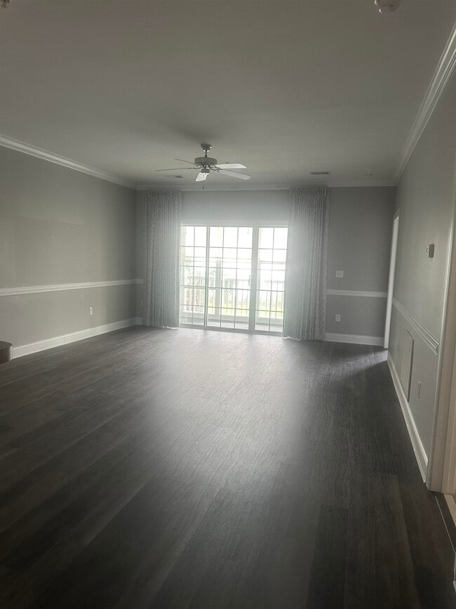 Building Photo - 4140 Hibiscus Dr