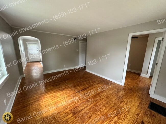 Building Photo - 426-428 Smith (REHAB)