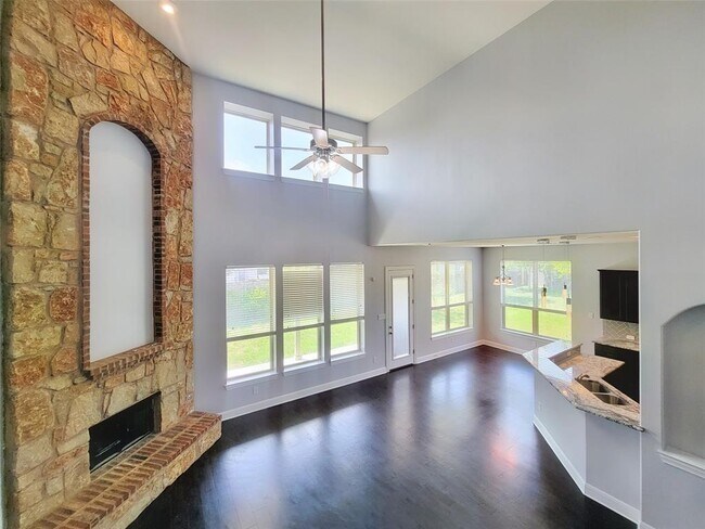 Building Photo - 1008 Rowland Cove