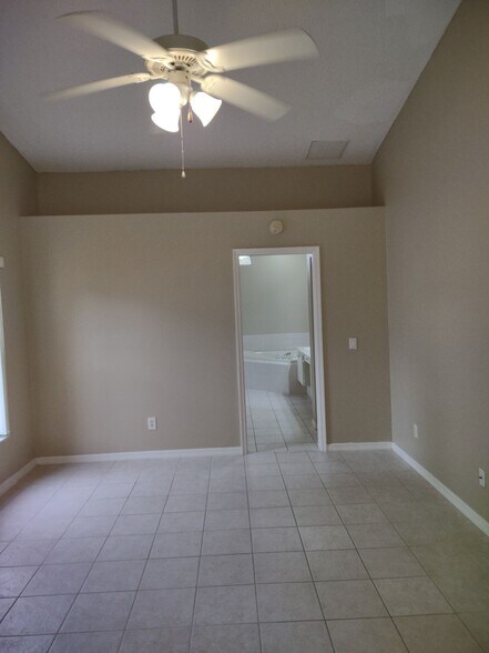 Building Photo - 349 N Turkey Pine Loop