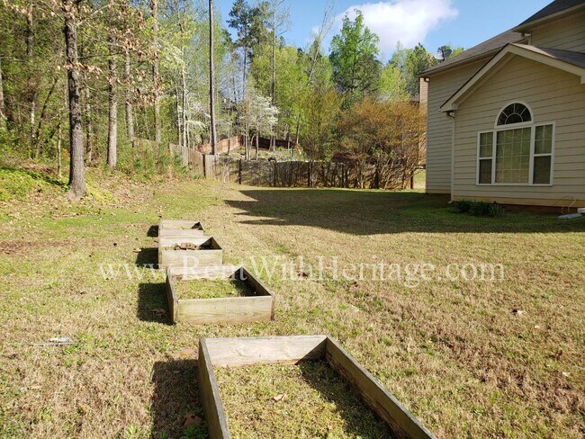 Building Photo - GORGEOUS HOME / UPGRADES GALORE/ GREAT LOCATION!!! CHAPEL HILL SCHOOLS