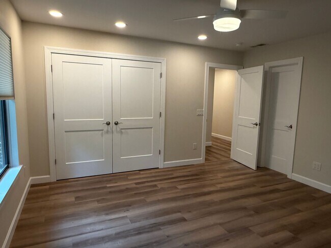 Building Photo - Stunning Remodeled One-Story Home - Port Royal Plantation