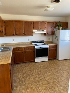 Building Photo - Dickson Duplex