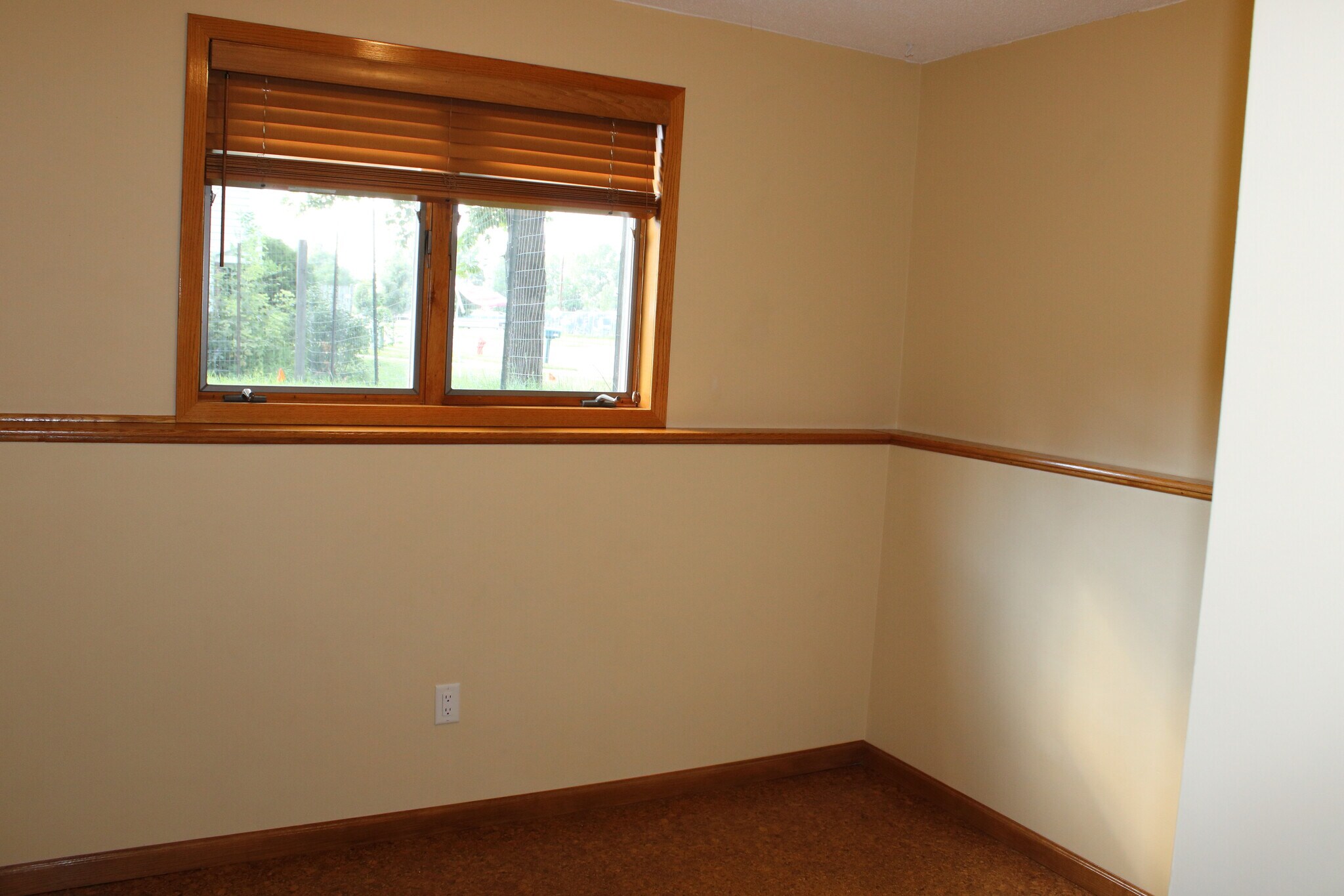 lower bedroom 2 - 3991 Whiting Ln NE