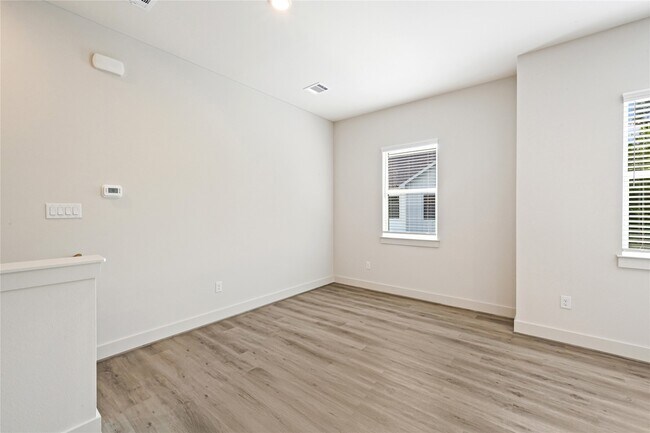 Building Photo - 4603 Indie Hts Ln