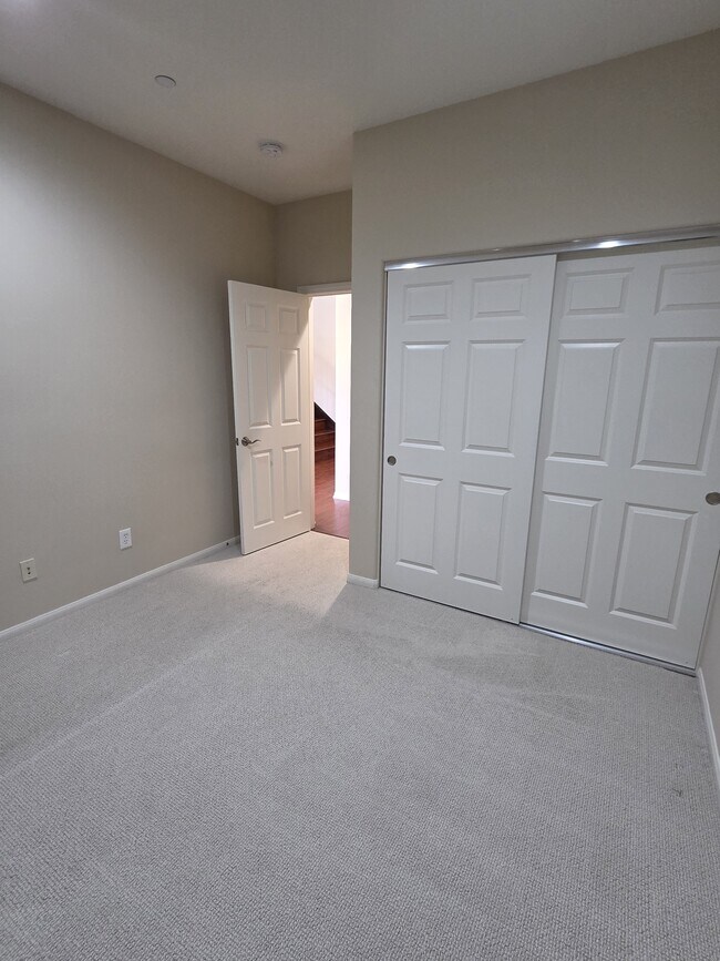Building Photo - 17525 Black Granite Dr