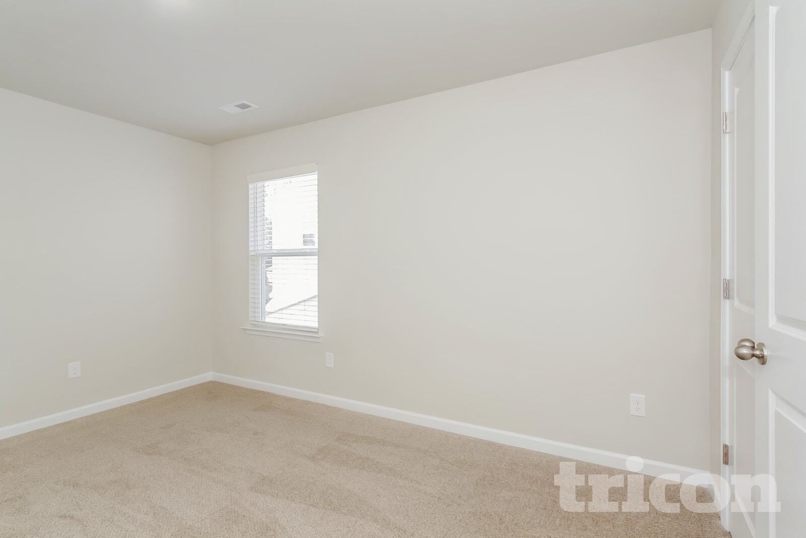 Building Photo - 111 Spring Knoll Dr