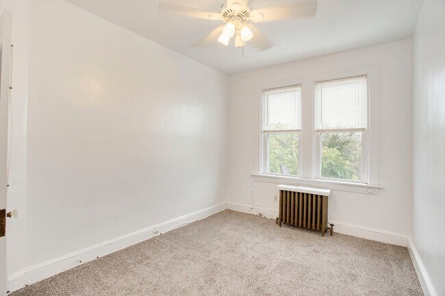 Building Photo - 5125 Harford Rd